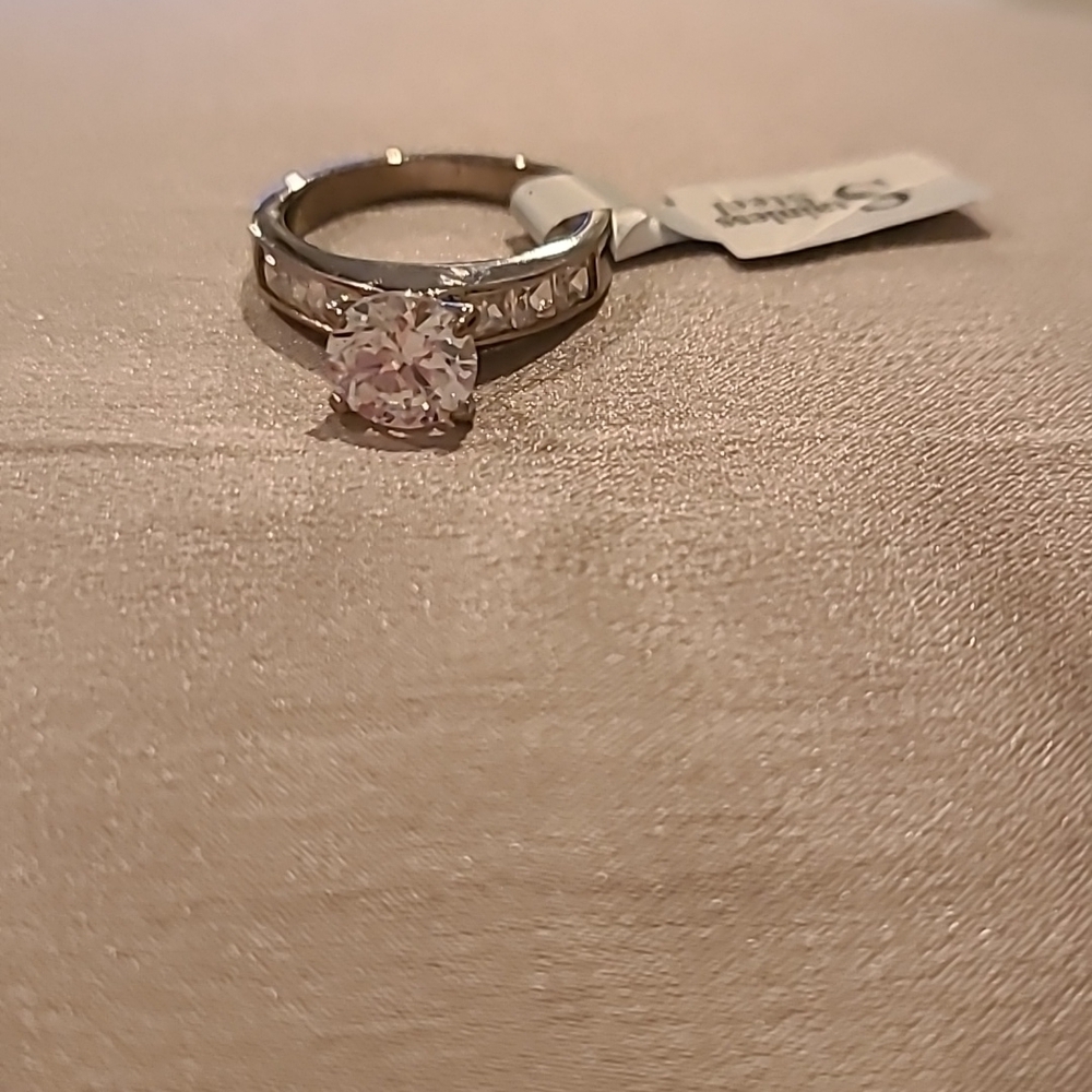 Cubic zirconia stainless steel classic engagement ring - Picture 9 of 9